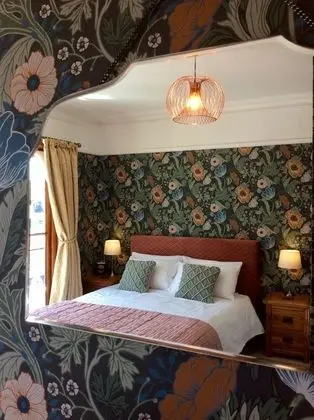 Tek Büyük Yataklı Oda (Balcony Room)