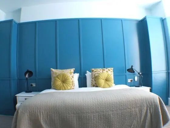Deluxe Tek Büyük veya İki Ayrı Yataklı Oda, 1 Yatak Odası, Kısmi Deniz Manzaralı