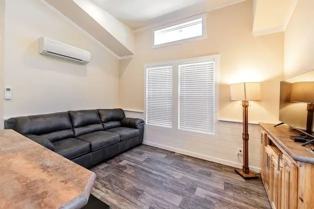 Deluxe Kır Evi