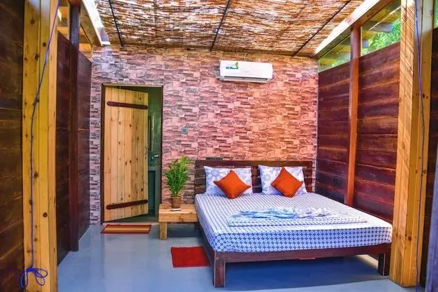 Luxury Tek Büyük Yataklı Oda