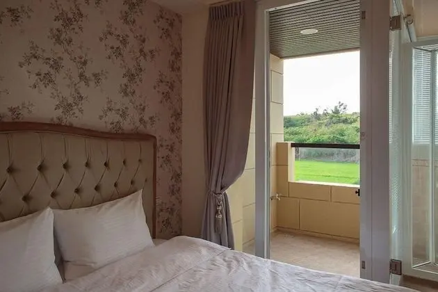 Deluxe Tek Büyük Yataklı Oda, Dağ Manzaralı