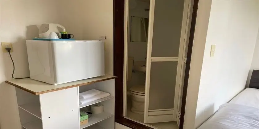 Tek Kişilik Oda, Sigara İçilmez