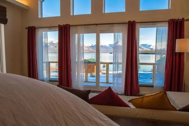 Deluxe Villa, 1 En Büyük (King) Boy Yatak, Sigara İçilmez, Göl Manzaralı