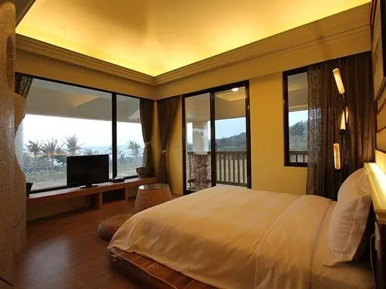 Deluxe Tek Büyük Yataklı Oda, 1 En Büyük (King) Boy Yatak, Koy Manzaralı