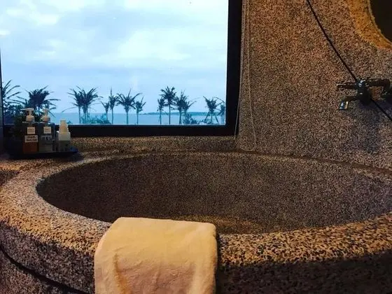 Deluxe Tek Büyük Yataklı Oda, 1 En Büyük (King) Boy Yatak, Koy Manzaralı