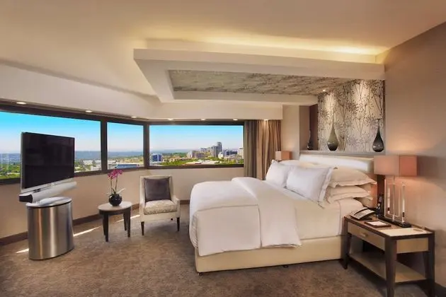 Sandton Sun Presidential Suite