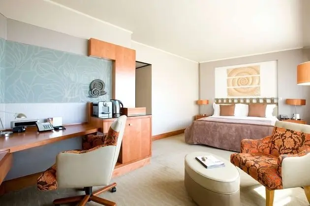 Sandton Towers Corner Deluxe Double Room