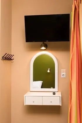 Southgate 2BD Apartment (2)