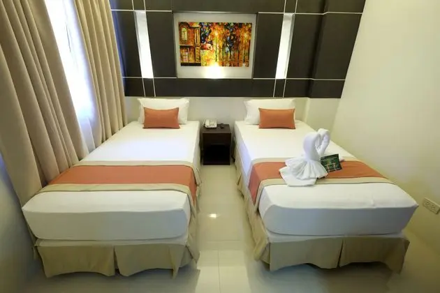 1 Çift Kişilik Veya 2 Tek Kişilik Yatak Deluxe