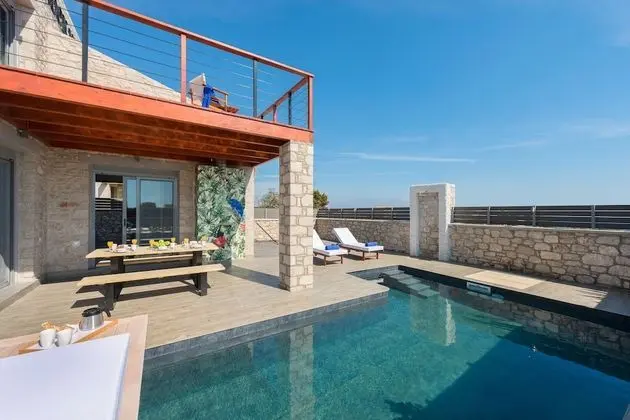 Superior Villa, 5 Yatak Odası, Kişiye Özel Havuzlu, Deniz Manzaralı
