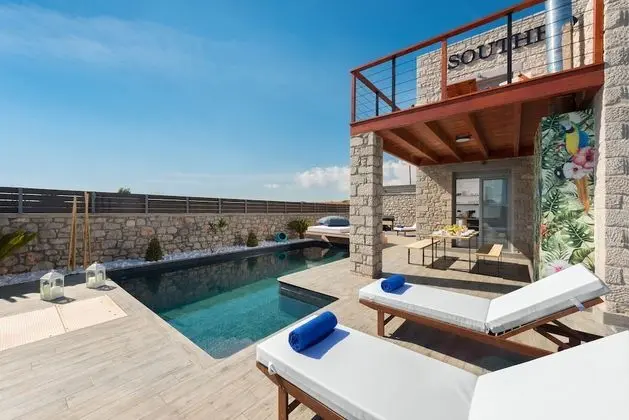 Superior Villa, 5 Yatak Odası, Kişiye Özel Havuzlu, Deniz Manzaralı