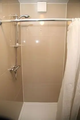 Deluxe İki Ayrı Yataklı Oda, Banyolu/Duşlu
