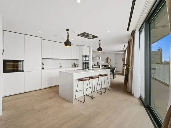 Çatı Katı Süiti (Penthouse)