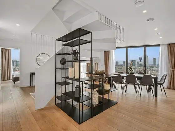Çatı Katı Süiti (Penthouse)