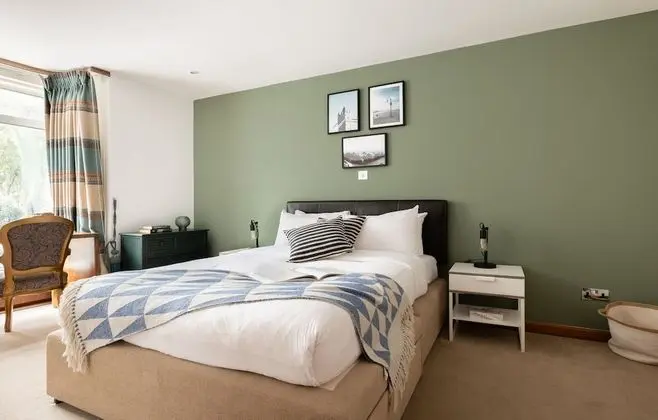 Apart Daire, 6 Yatak Odası