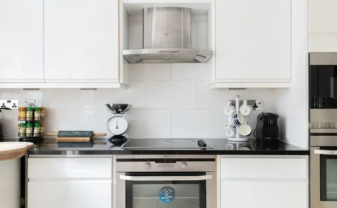 Apart Daire, 6 Yatak Odası