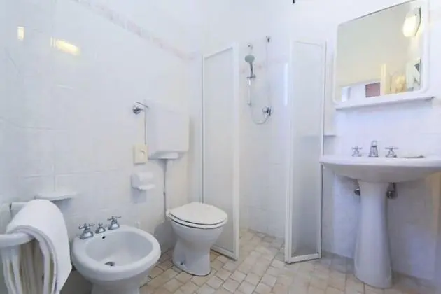 Premier Tek Büyük Yataklı Oda