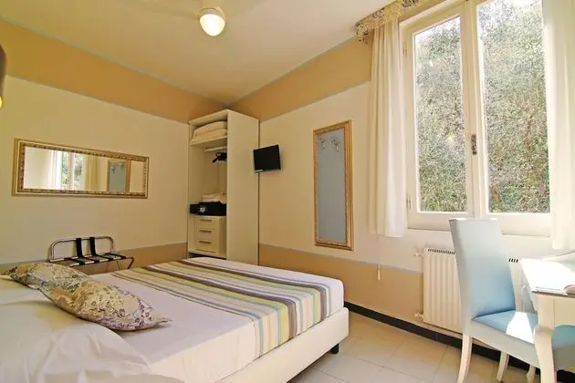 Standard Büyük Yataklı Tek Kişilik Oda