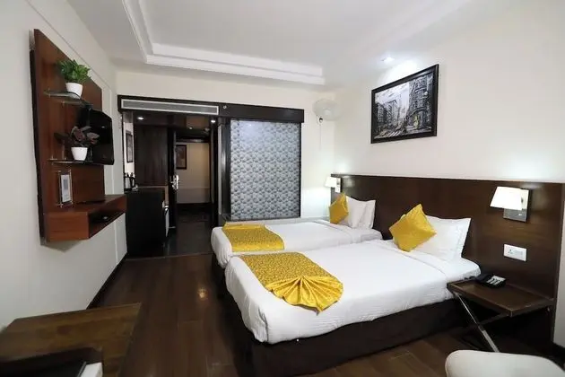 Deluxe Tek Büyük veya İki Ayrı Yataklı Oda, 1 Çift Kişilik Yatak, Sigara İçilmez, Şehir Manzaralı