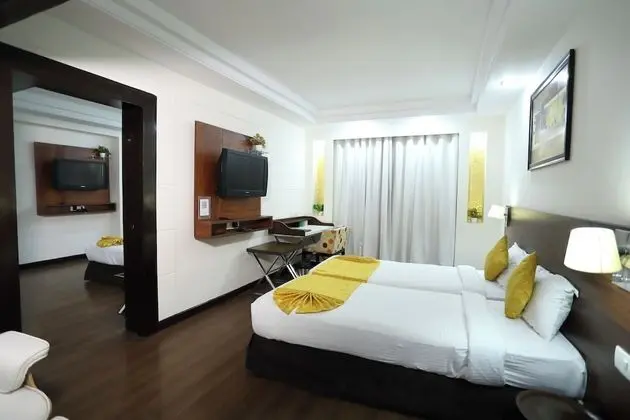 Quad Room