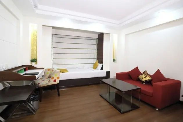 Trio Room