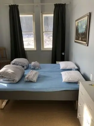 Basic Tek Büyük veya İki Ayrı Yataklı Oda