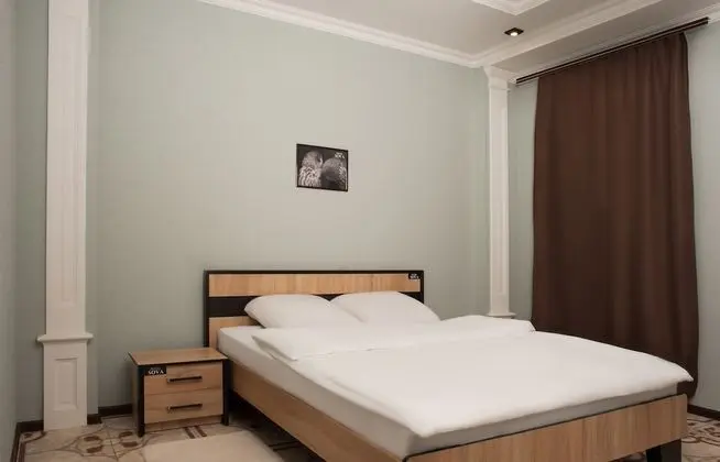 Comfort Tek Büyük Yataklı Oda