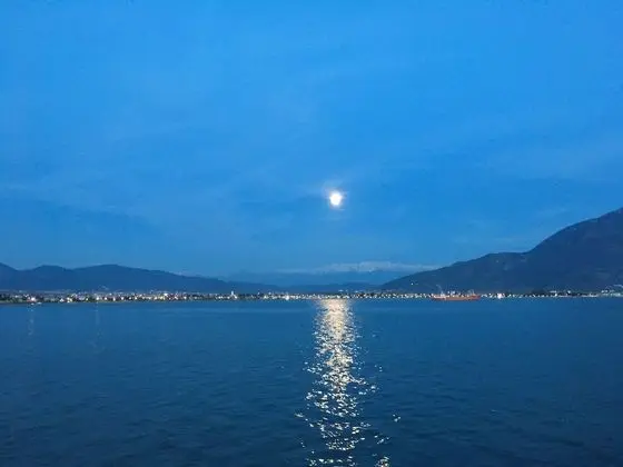 Çatı Katı (Loft), Deniz Manzaralı