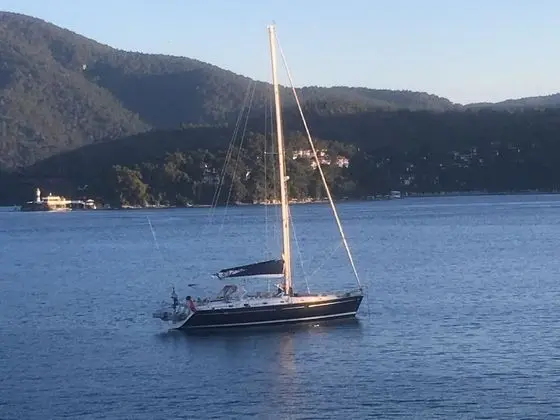 Tek Büyük veya İki Ayrı Yataklı Oda, Deniz Manzaralı