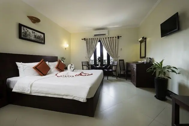 Deluxe Tek Büyük Yataklı Oda, Balkon (Free Pick Up)