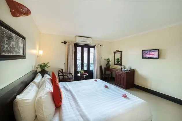 Deluxe Tek Büyük Yataklı Oda, Balkon (Free Pick Up)
