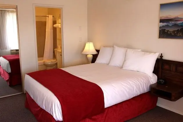 Standard Room (No Pets Allowed)