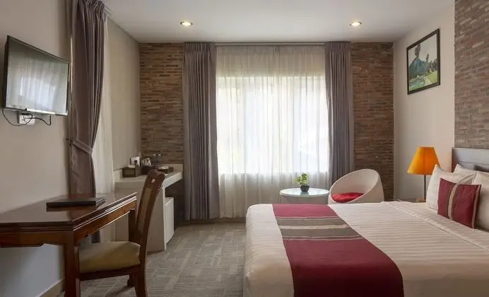 Junior Tek Büyük Yataklı Oda, 1 En Büyük (King) Boy Yatak