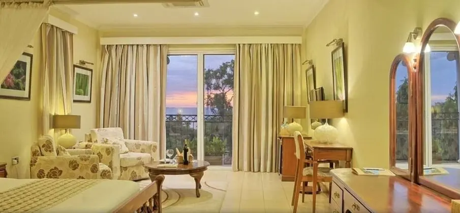 Panoramic Tek Büyük Yataklı Oda, 1 En Büyük (King) Boy Yatak, Göl Manzaralı, Executive Katı