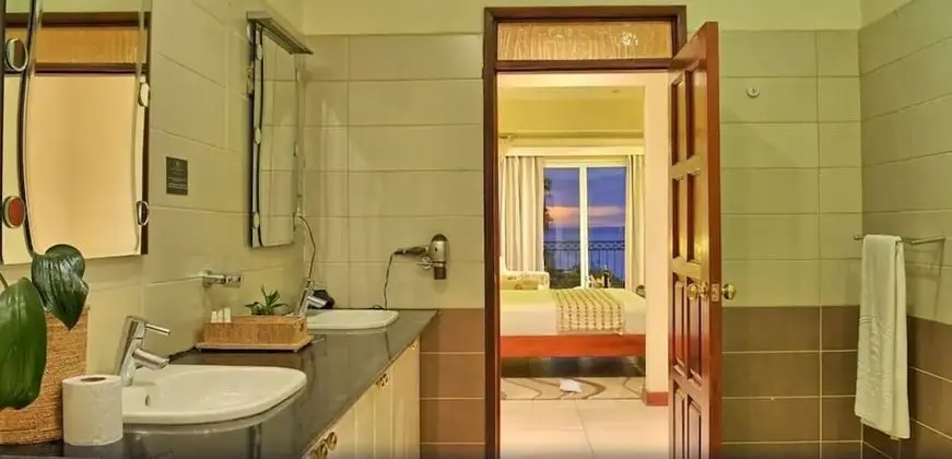 Panoramic Tek Büyük Yataklı Oda, 1 En Büyük (King) Boy Yatak, Göl Manzaralı, Executive Katı