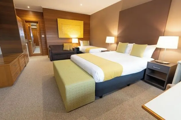 Executive Oda, Sigara İçilmez, Sıcak Su Küveti (Executive Family Room)