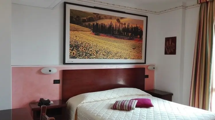 Büyük Yataklı Tek Kişilik Oda, Veranda