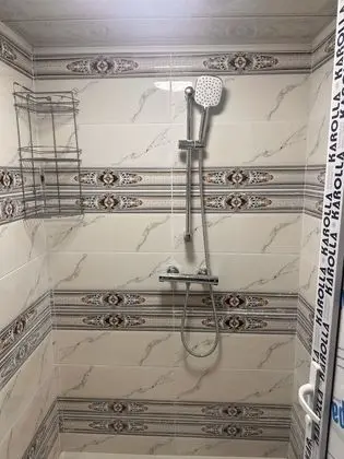 Basic Tek Büyük Yataklı Oda