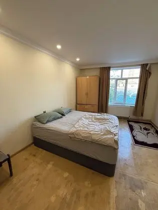 Basic Tek Büyük Yataklı Oda