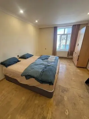 Basic Tek Büyük Yataklı Oda