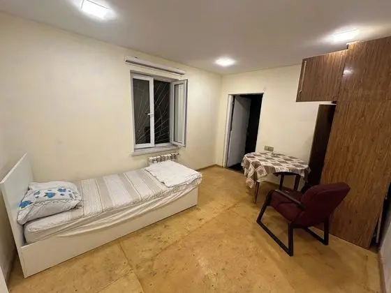Basic Tek Büyük Yataklı Oda
