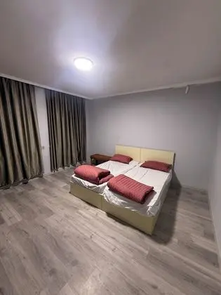 Basic Tek Büyük Yataklı Oda