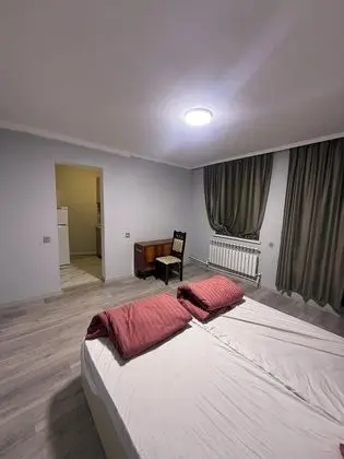 Basic Tek Büyük Yataklı Oda
