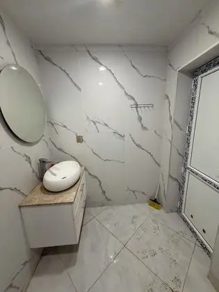 Basic Tek Büyük Yataklı Oda