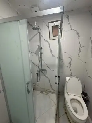 Basic Tek Büyük Yataklı Oda