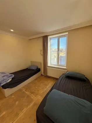 Basic Tek Büyük Yataklı Oda