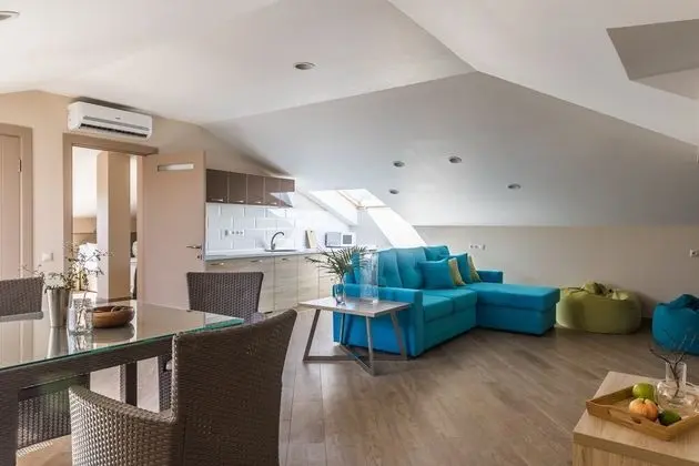 Traditional Apart Daire
