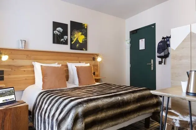 Classic Tek Büyük Yataklı Oda