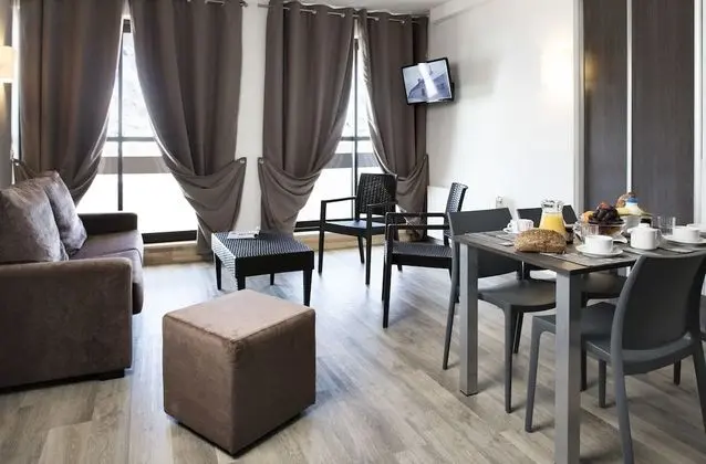 Apart Altı Yataklı