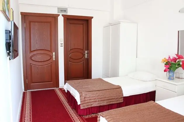 Standard Tek Büyük veya İki Ayrı Yataklı Oda